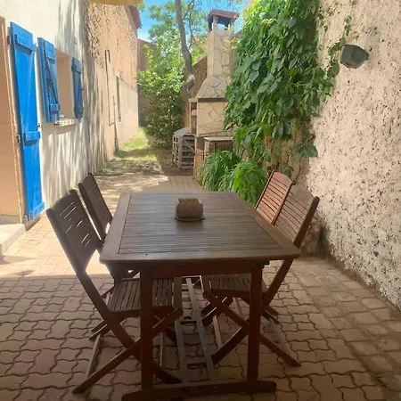 Avec Jardinet Lejlighed Bessan